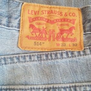 Levi's 514. 33/32